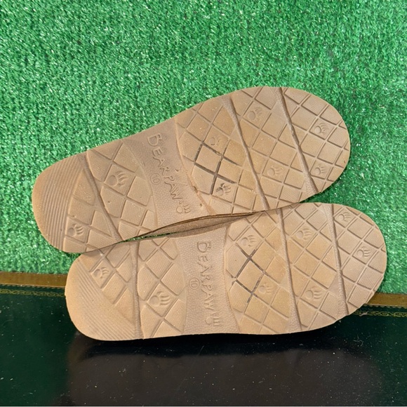 BearPaw Tan Slip-On Sneakers - Picture 5 of 6